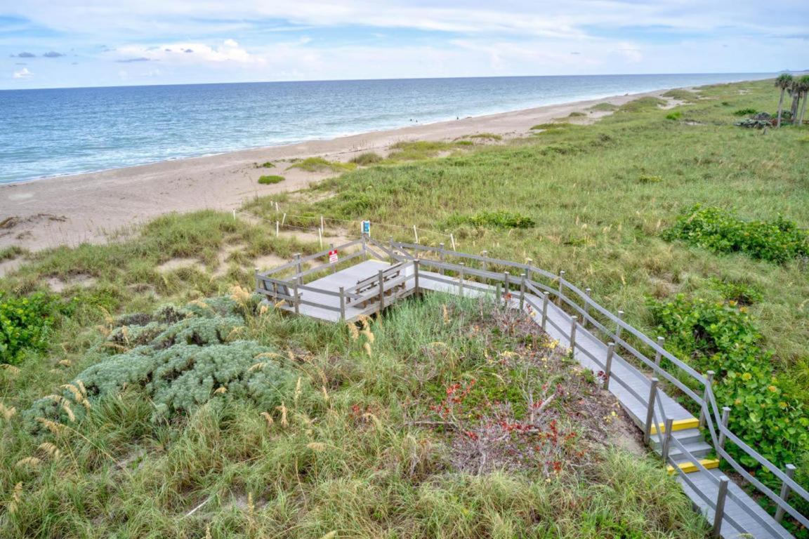 Beach Getaway - Ocean Beach, Tennis, Golf, Pool With Tiki Bar Fort Pierce Exterior foto